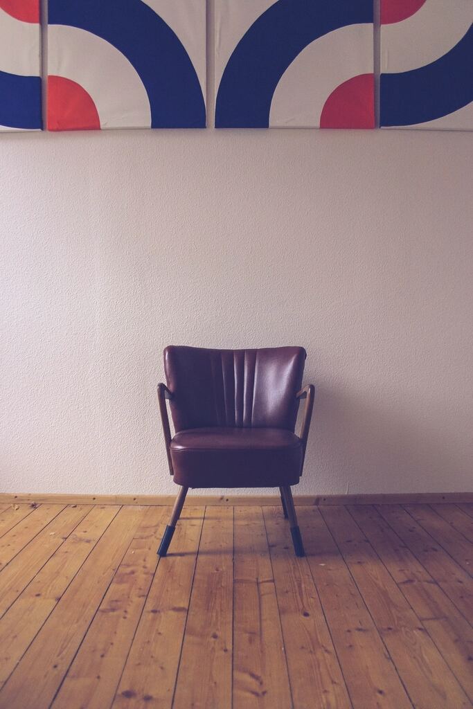 Interieur mit Szafa Kolumna